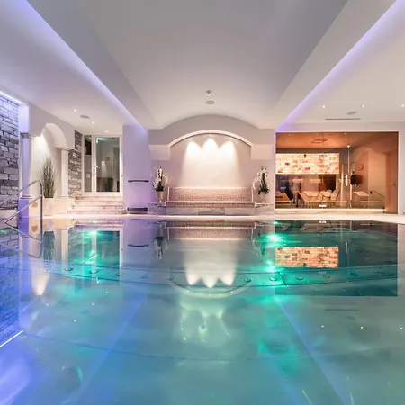 Bismarck Szálloda 4*